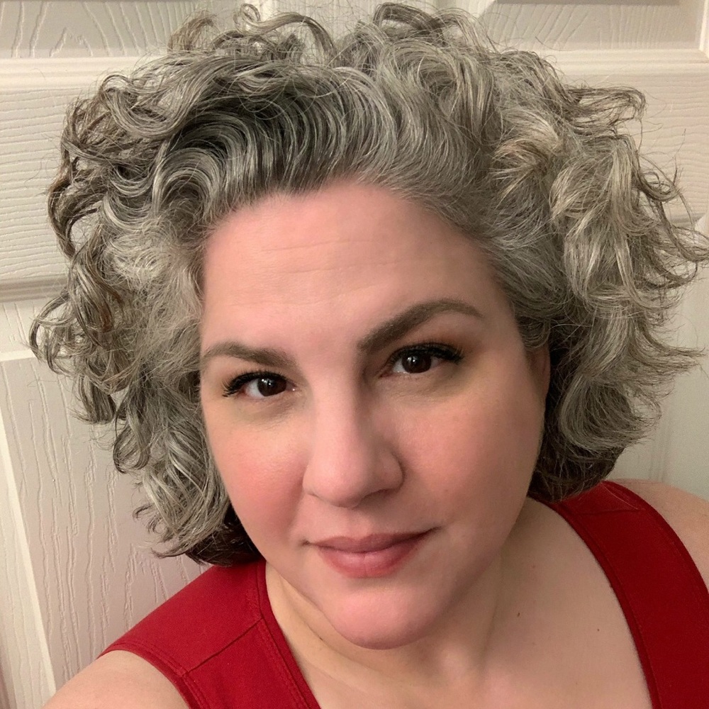 Meet your Posher, Lori
